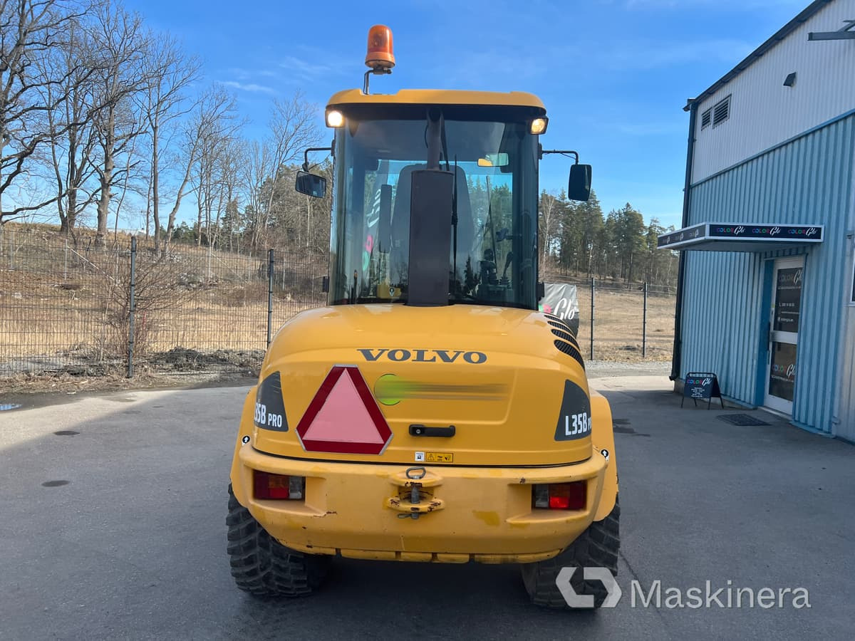 Chargeuse sur pneus Hjullastare Volvo L35B