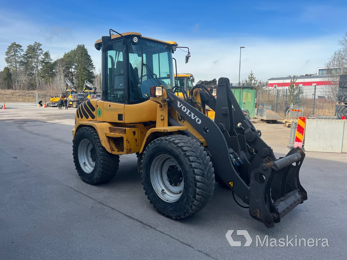 Chargeuse sur pneus Hjullastare Volvo L35B