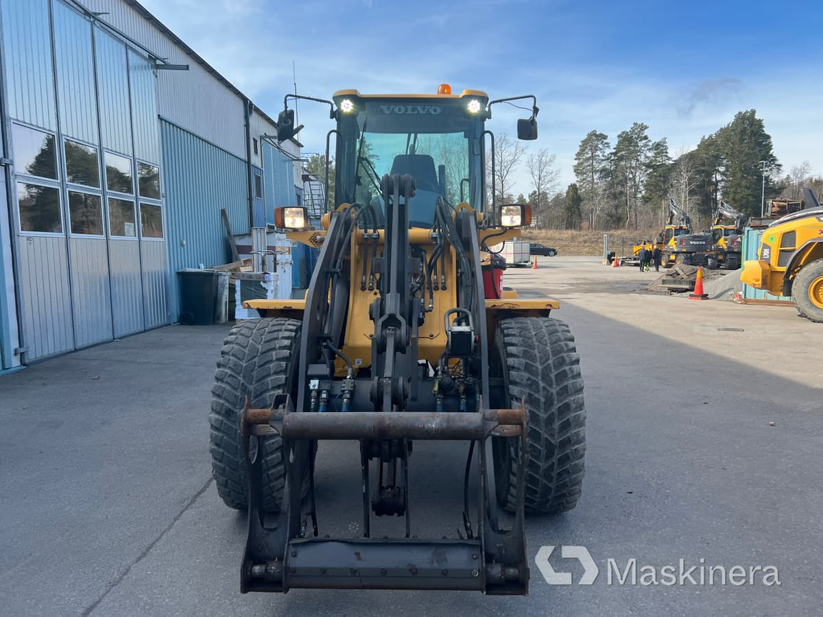 Chargeuse sur pneus Hjullastare Volvo L35B