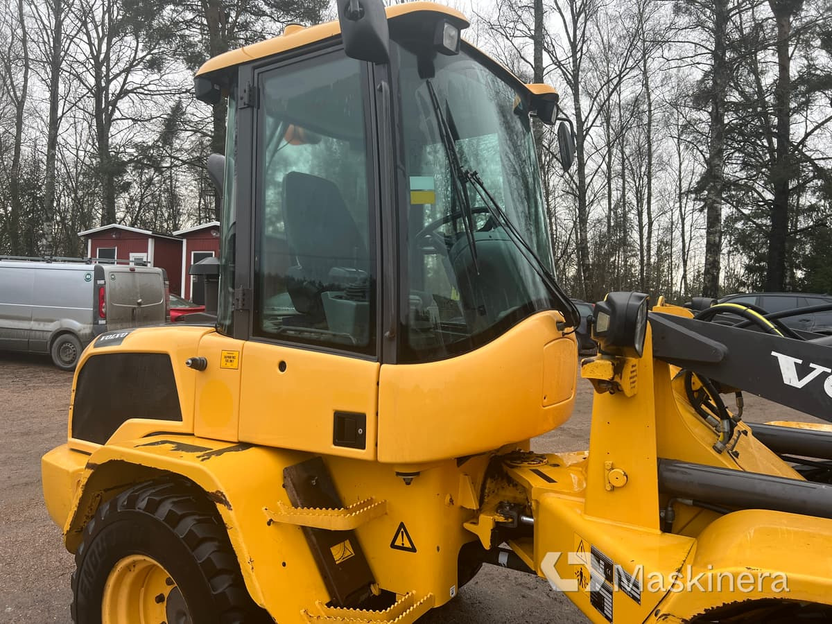 Chargeuse sur pneus Hjullastare Volvo L35G med redskap