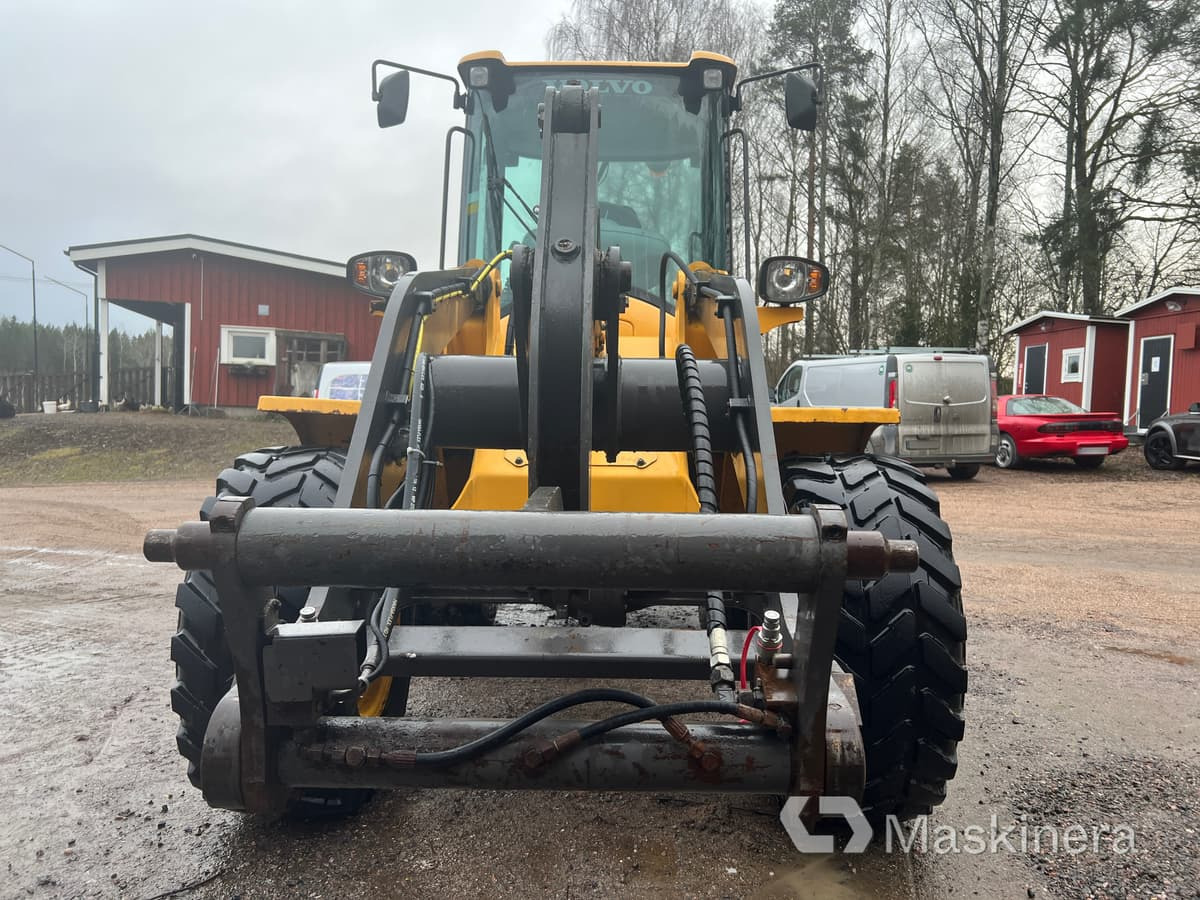 Chargeuse sur pneus Hjullastare Volvo L35G med redskap