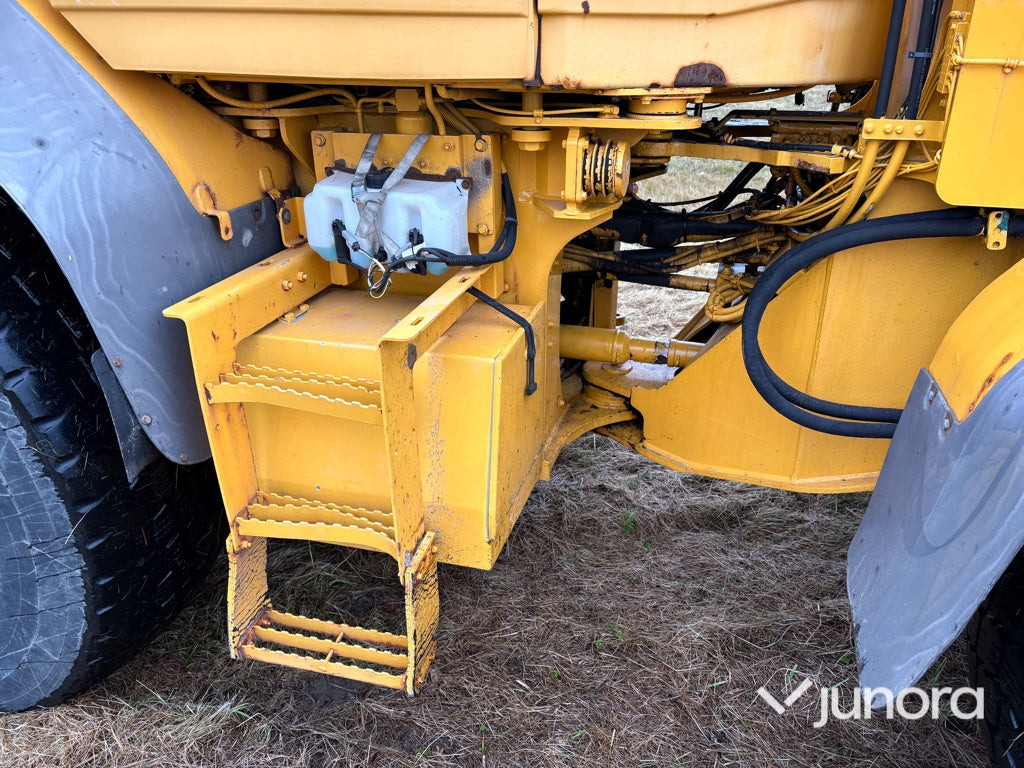 Chargeuse sur pneus Hjullastare - Volvo, L60F