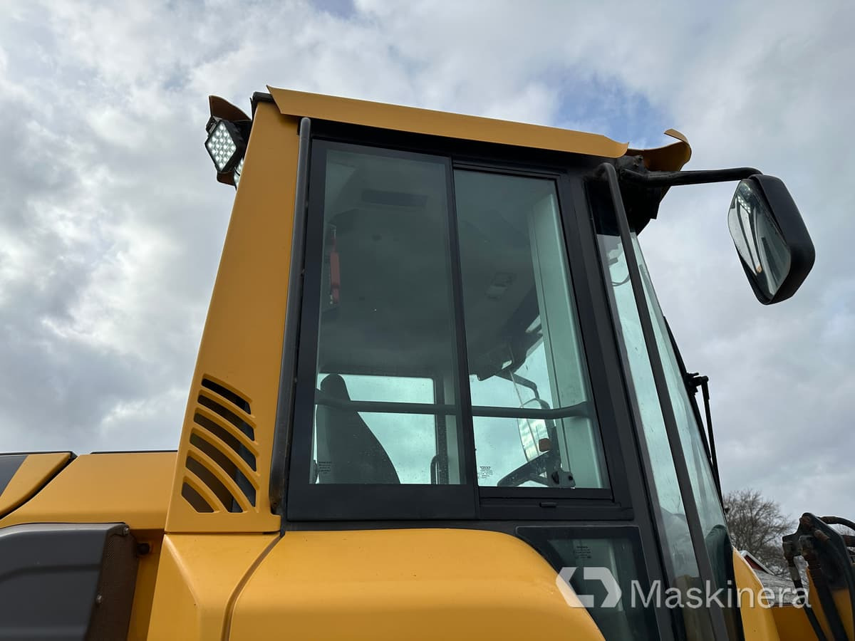 Chargeuse sur pneus Hjullastare Volvo L60G [ Copy ]