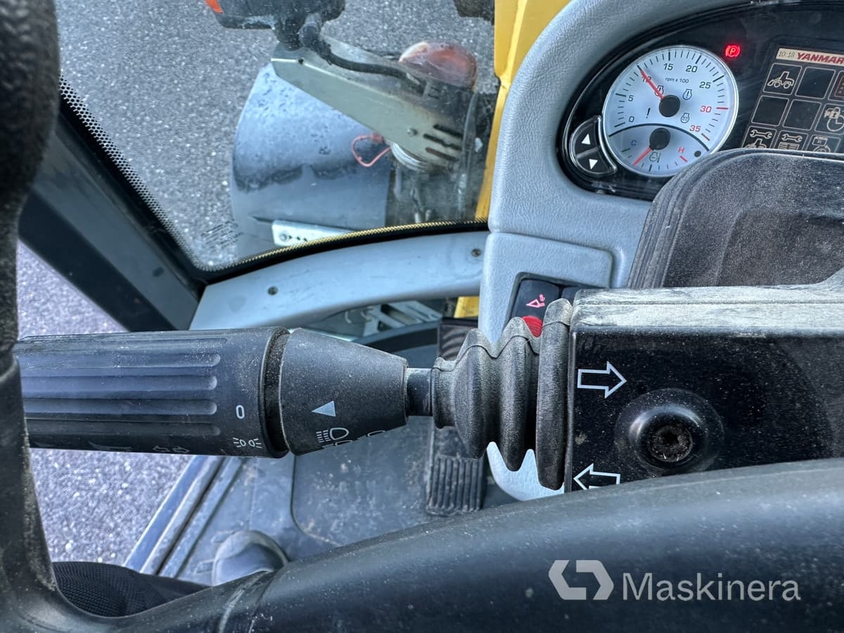 Chargeuse sur pneus Hjullastare Yanmar V100