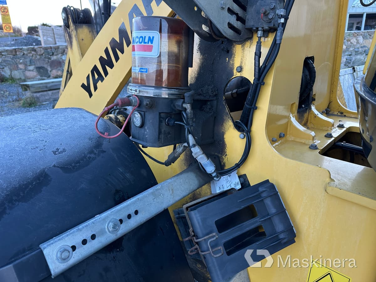 Chargeuse sur pneus Hjullastare Yanmar V100