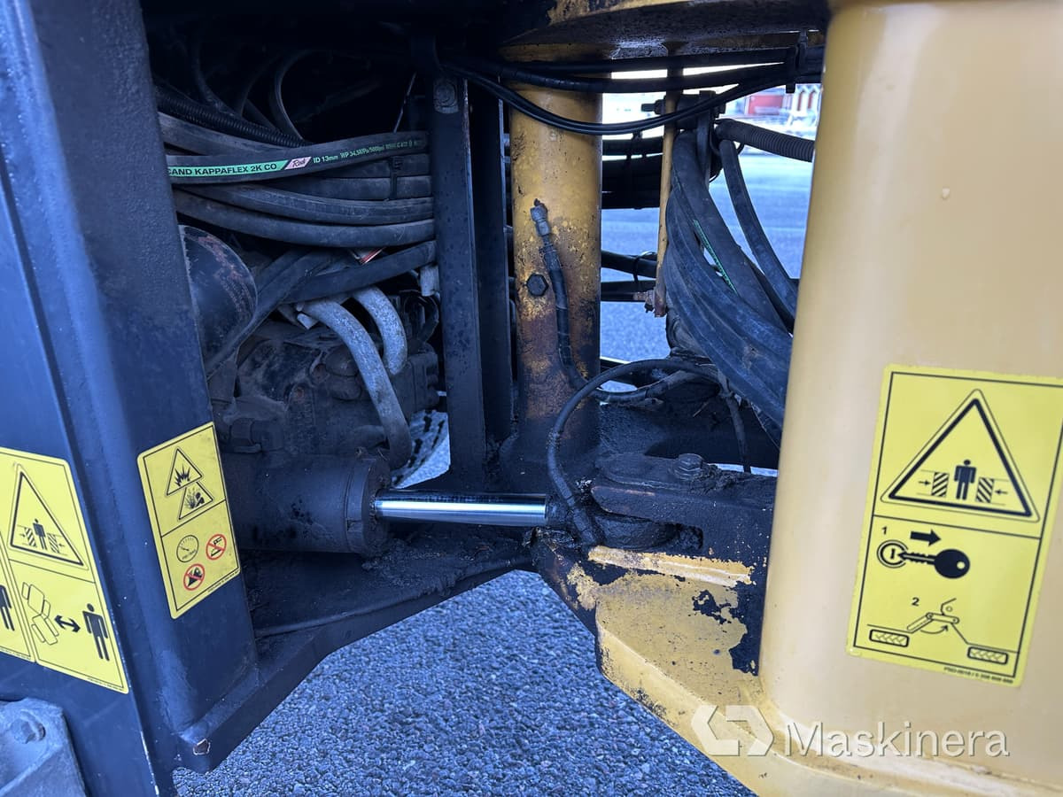 Chargeuse sur pneus Hjullastare Yanmar V100