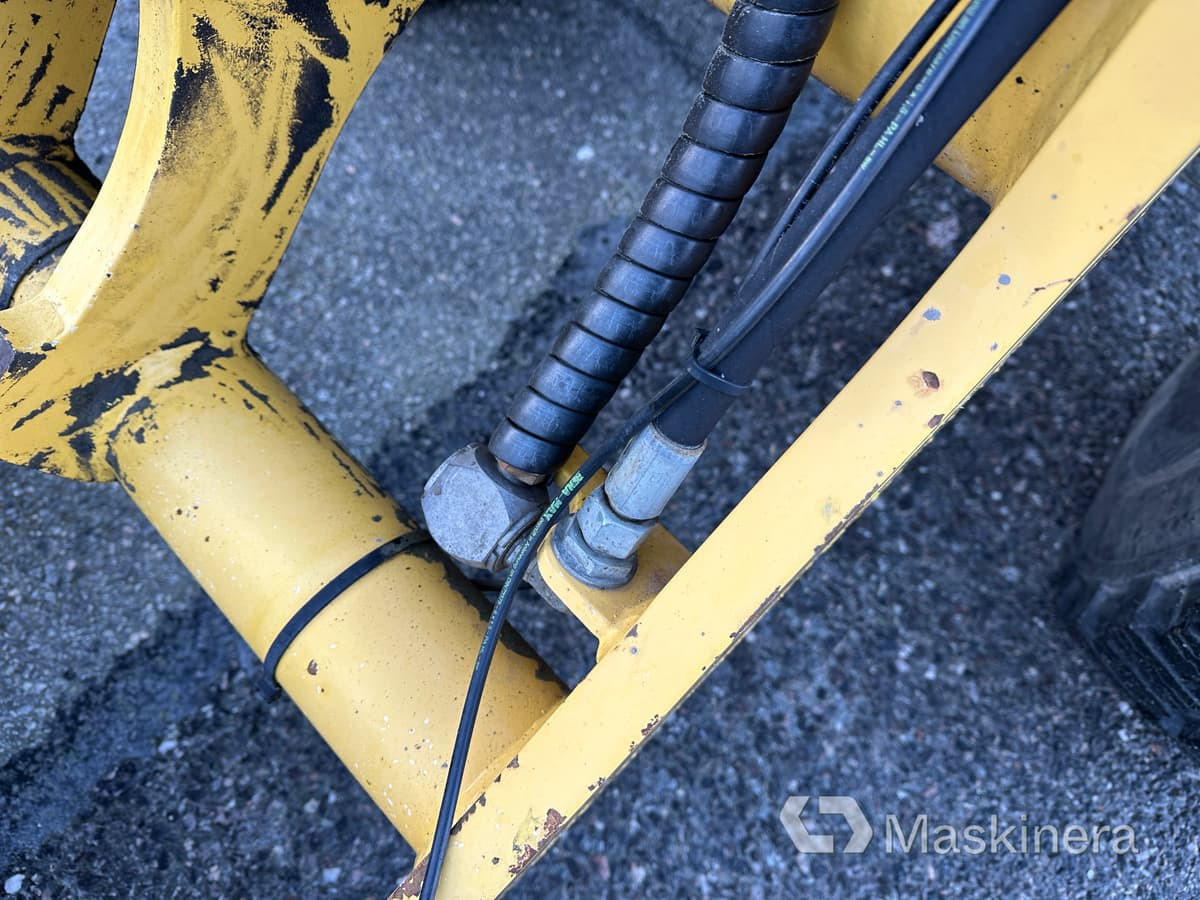 Chargeuse sur pneus Hjullastare Yanmar V100