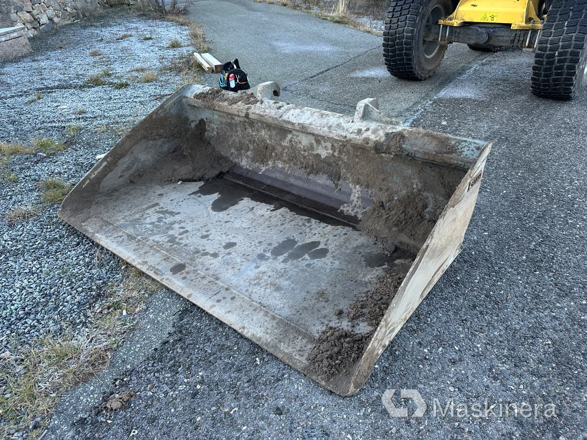 Chargeuse sur pneus Hjullastare Yanmar V100