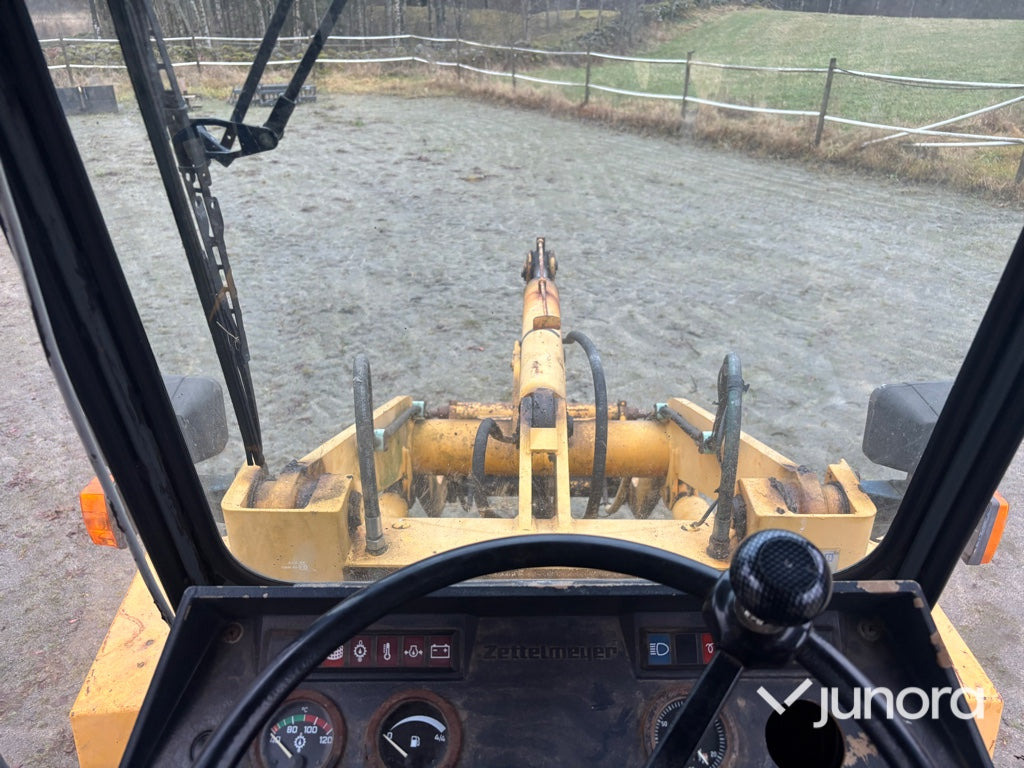 Chargeuse sur pneus Hjullastare - Zettelmeyer ZL602