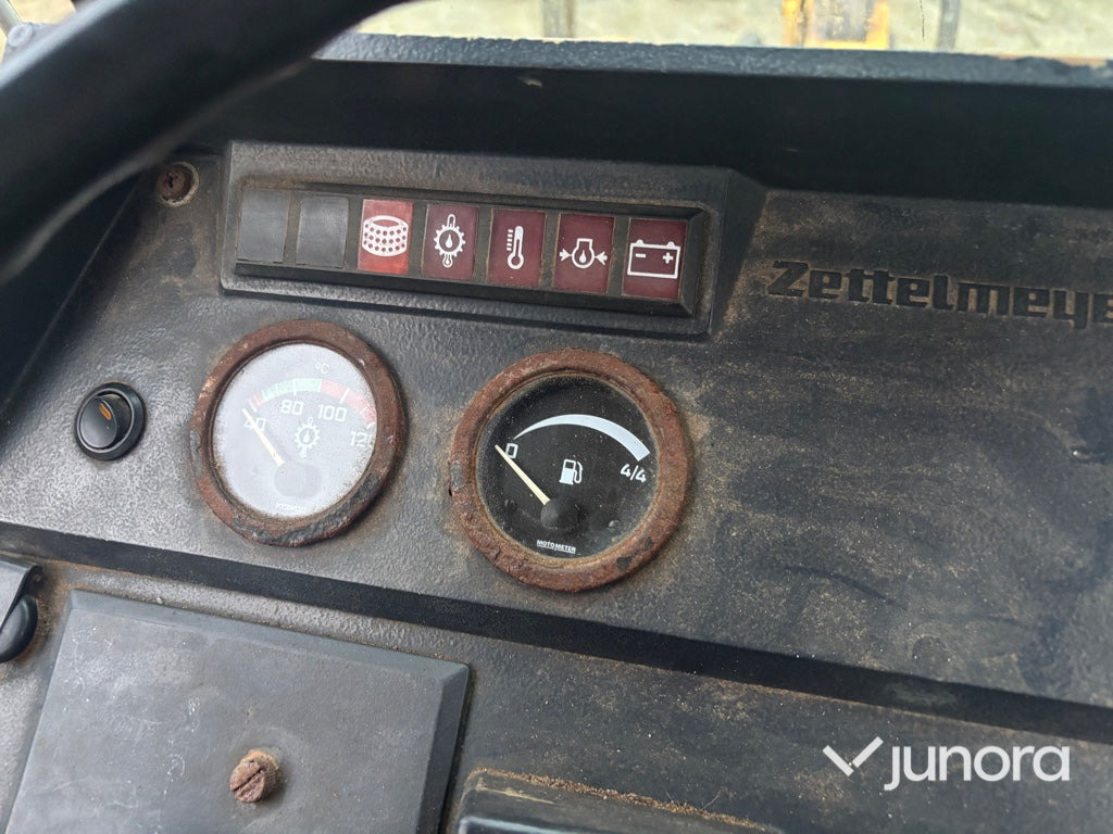 Chargeuse sur pneus Hjullastare - Zettelmeyer ZL602