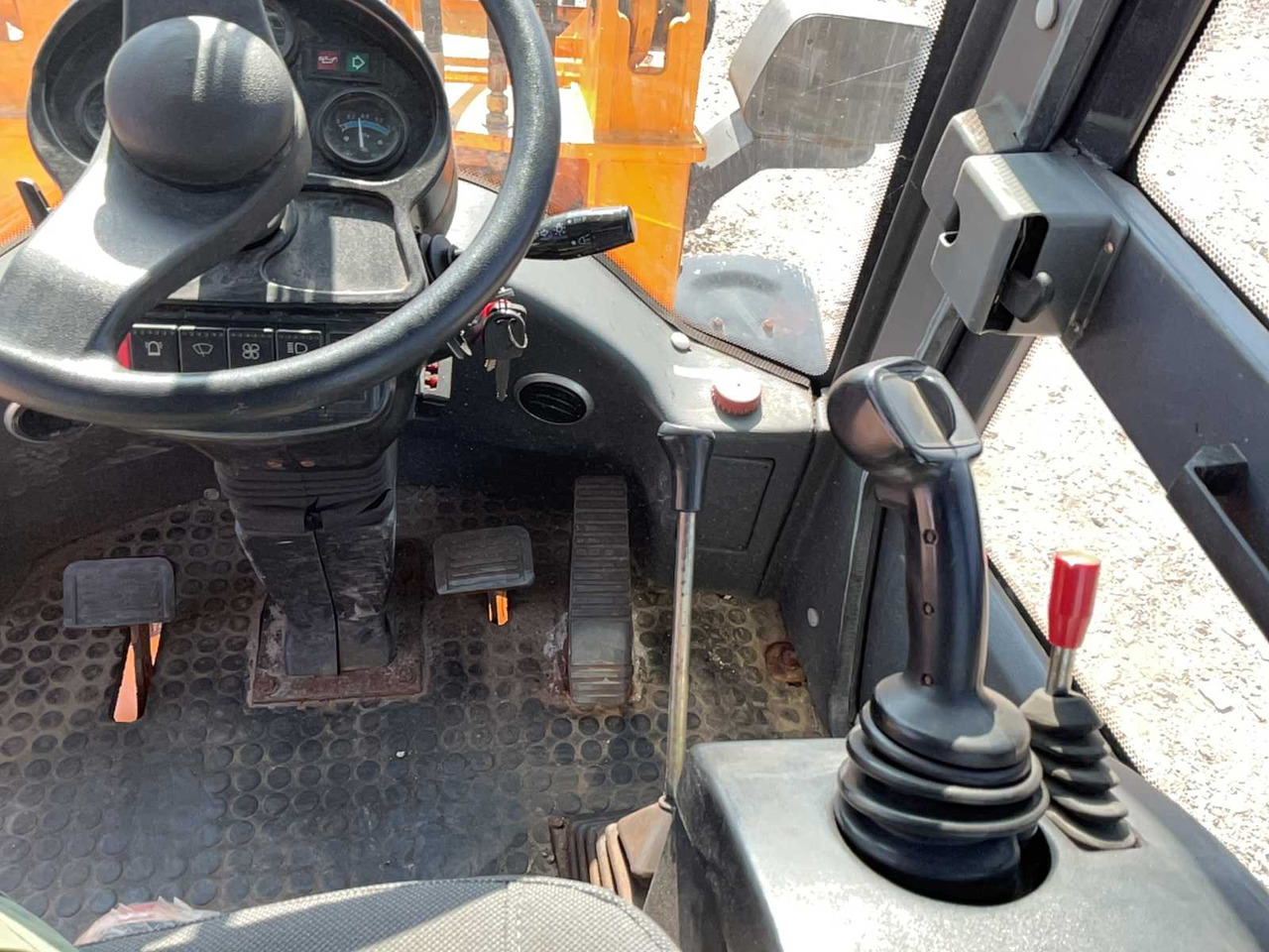 Chargeuse sur pneus Hytec Zl10a