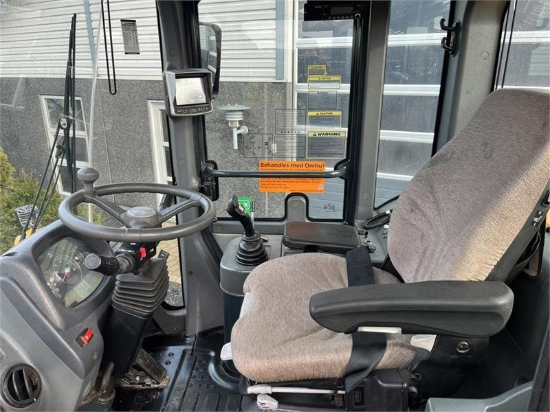 Chargeuse sur pneus Hyundai 757-9A Med hurtigskifte og centralsmørring. Lock-u