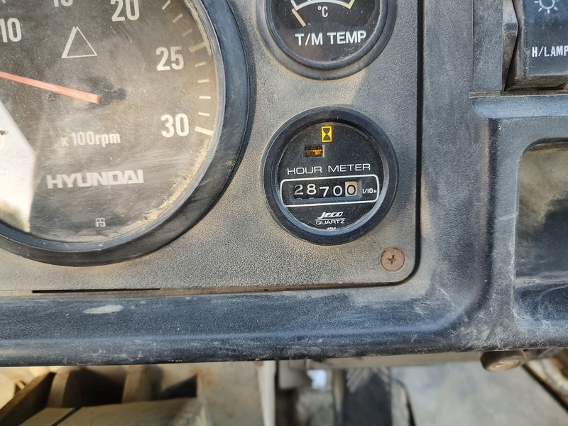 Chargeuse sur pneus Hyundai HL35