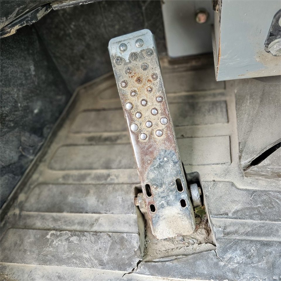 Chargeuse sur pneus Hyundai HL740-3