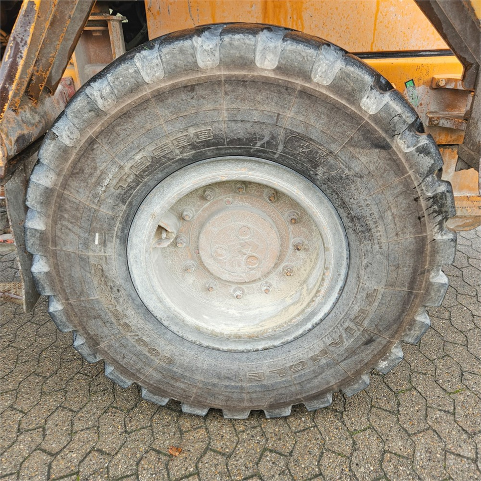 Chargeuse sur pneus Hyundai HL740-3