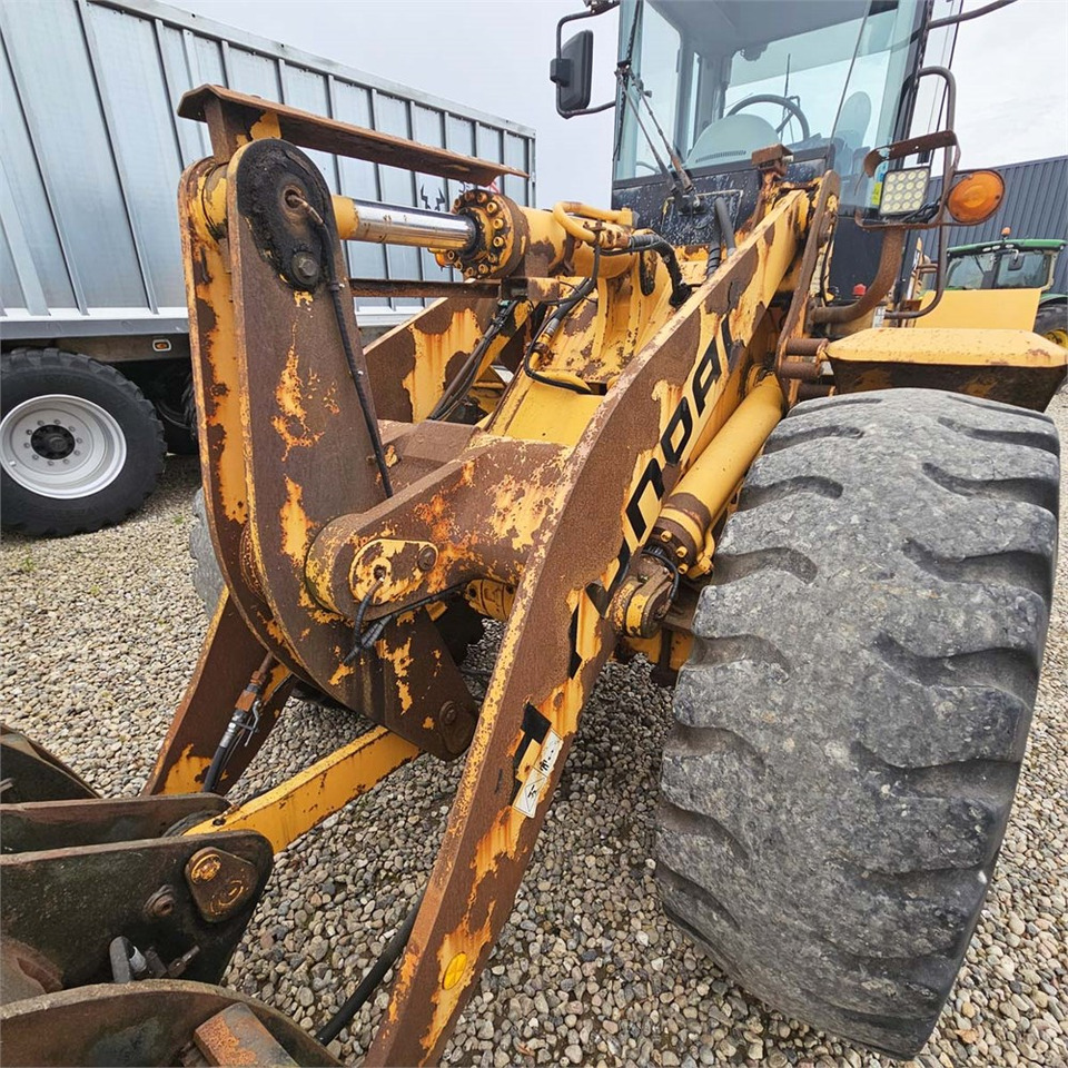 Chargeuse sur pneus Hyundai HL740-7