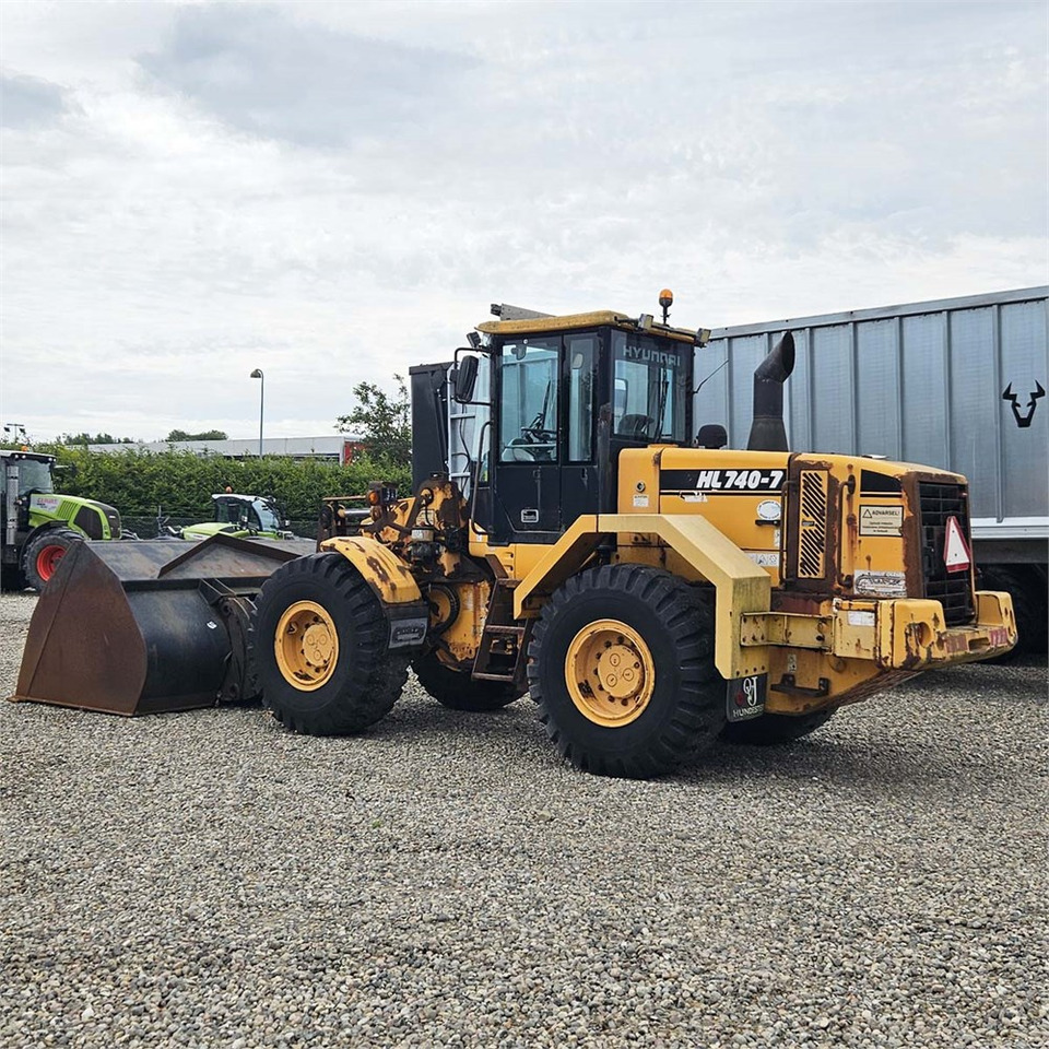 Chargeuse sur pneus Hyundai HL740-7