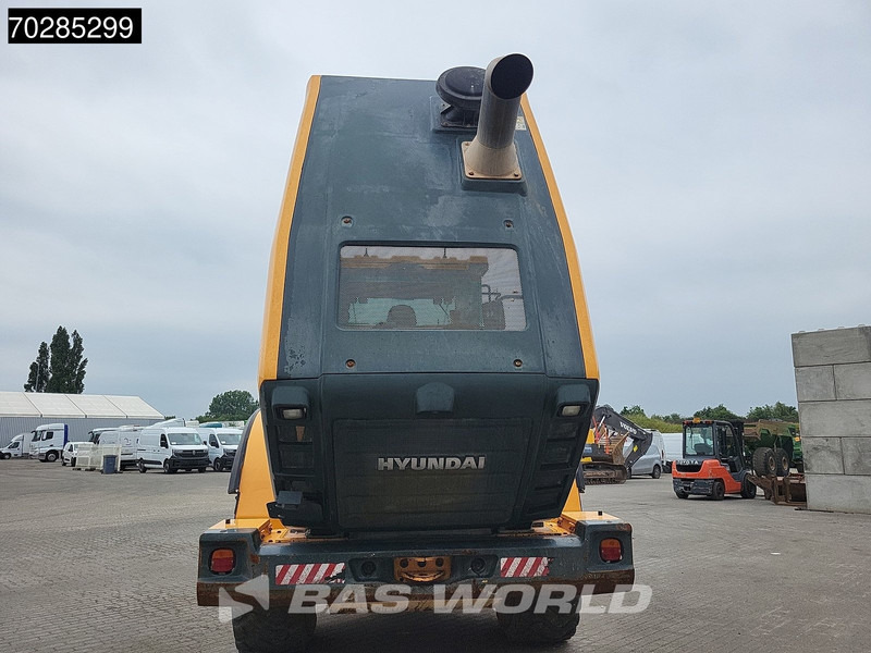 Chargeuse sur pneus Hyundai HL955