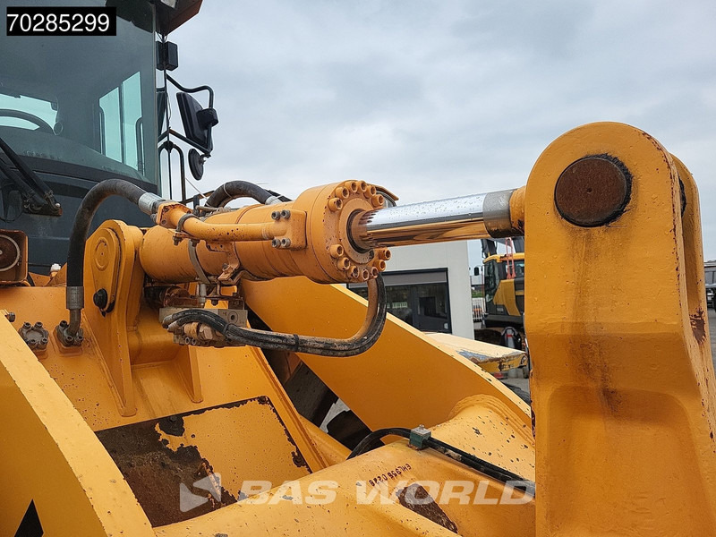 Chargeuse sur pneus Hyundai HL955