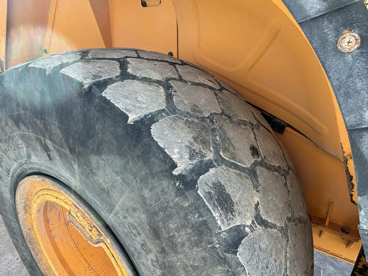 Chargeuse sur pneus Hyundai HL960