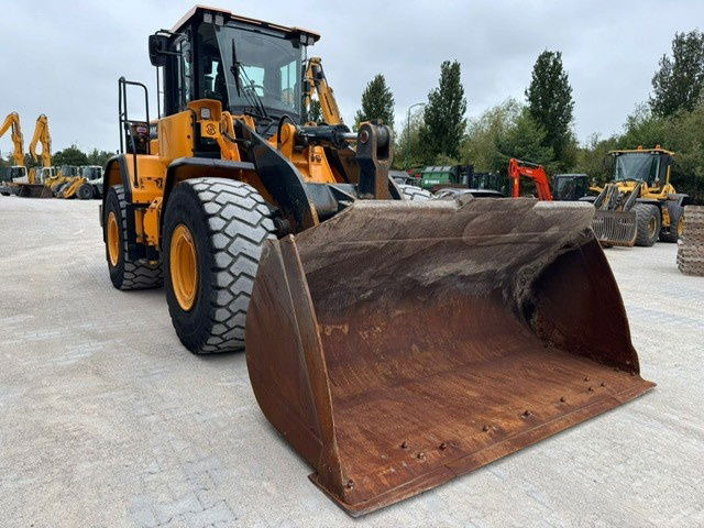 Chargeuse sur pneus Hyundai HL960A