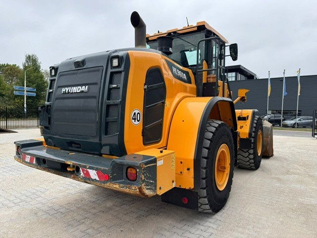 Chargeuse sur pneus Hyundai HL960A