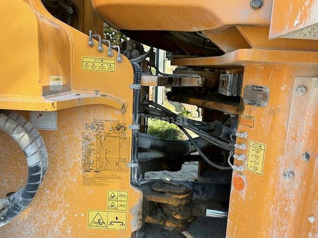 Chargeuse sur pneus Hyundai HL970