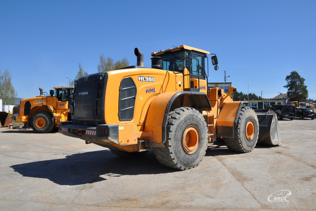 Chargeuse sur pneus Hyundai HL980