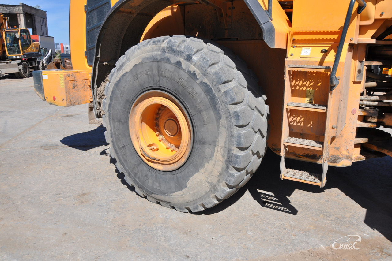 Chargeuse sur pneus Hyundai HL980