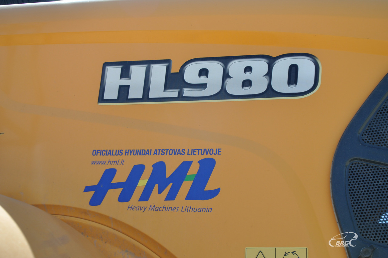 Chargeuse sur pneus Hyundai HL980