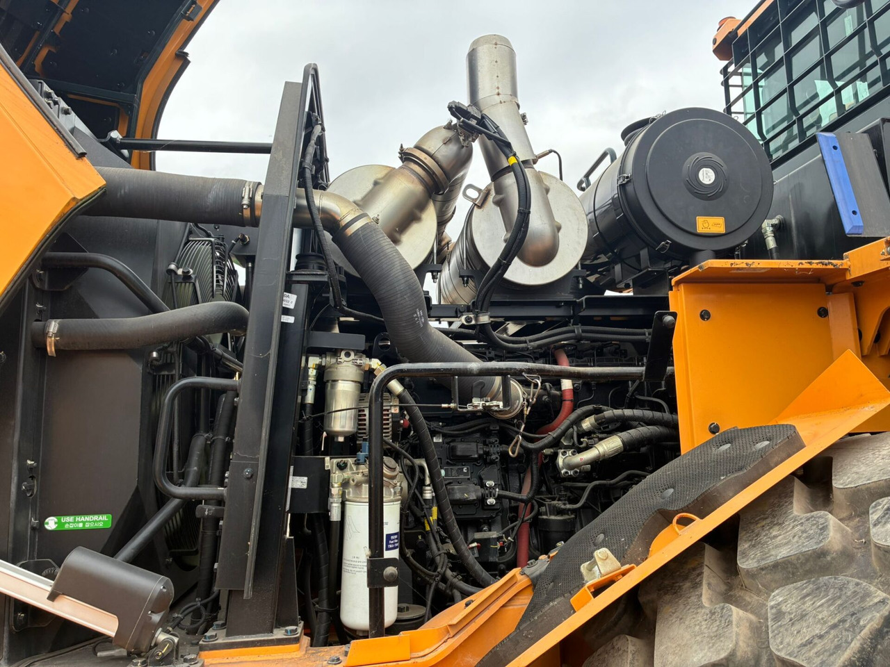 Chargeuse sur pneus Hyundai HL980A