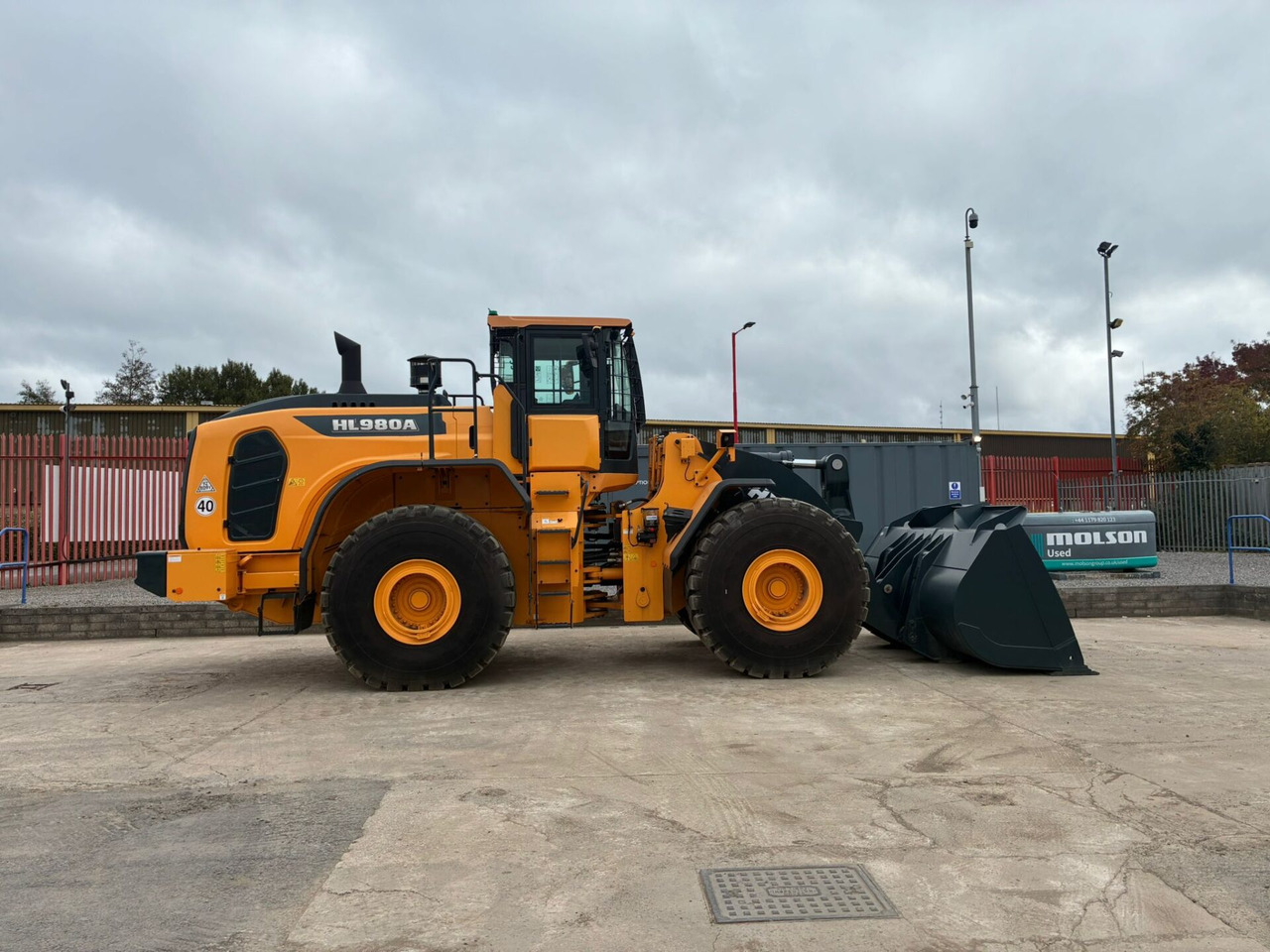 Chargeuse sur pneus Hyundai HL980A