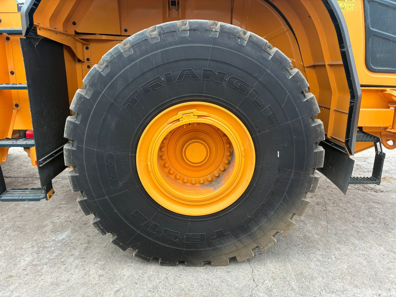 Chargeuse sur pneus Hyundai HL980A