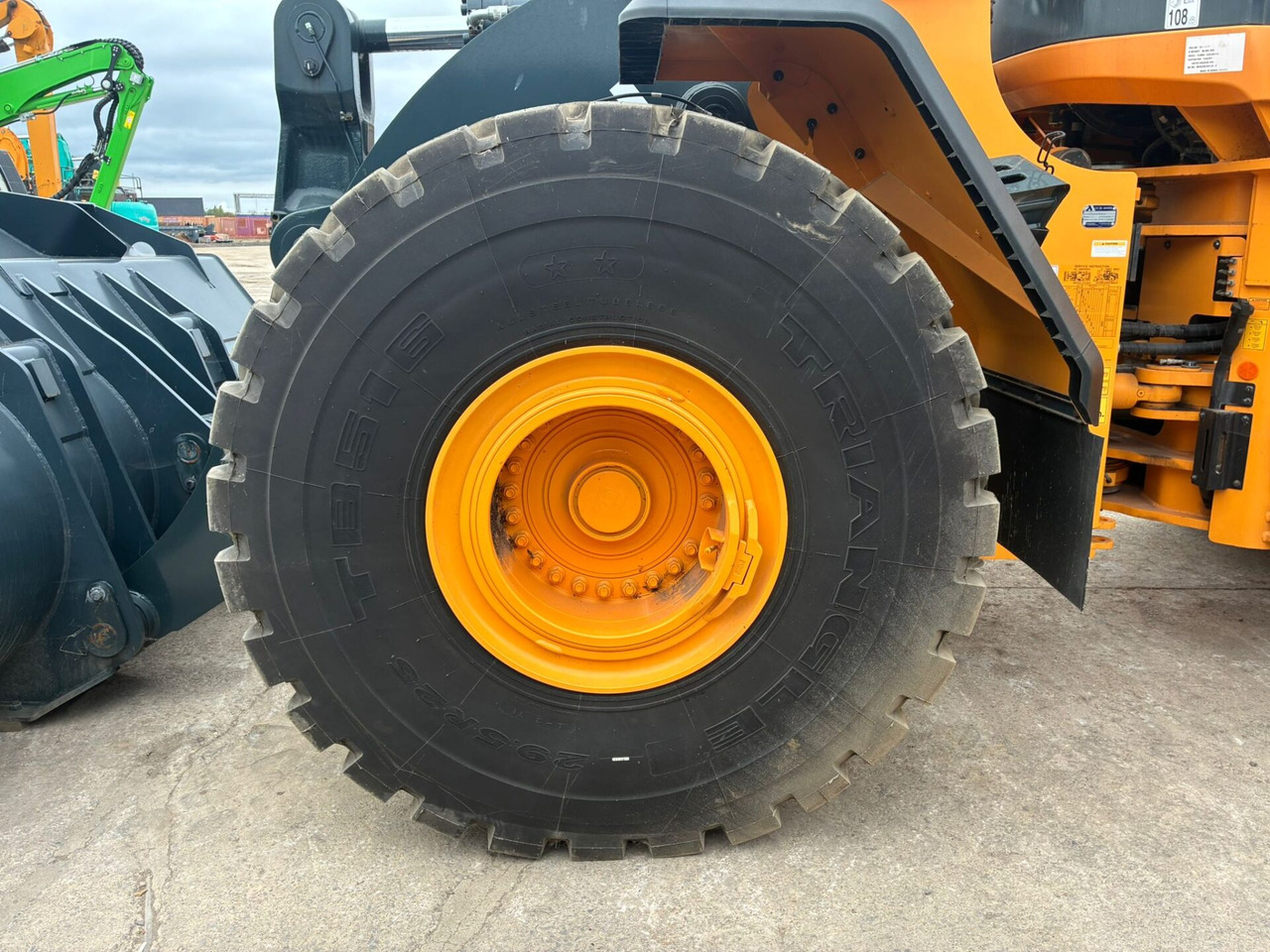 Chargeuse sur pneus Hyundai HL980A