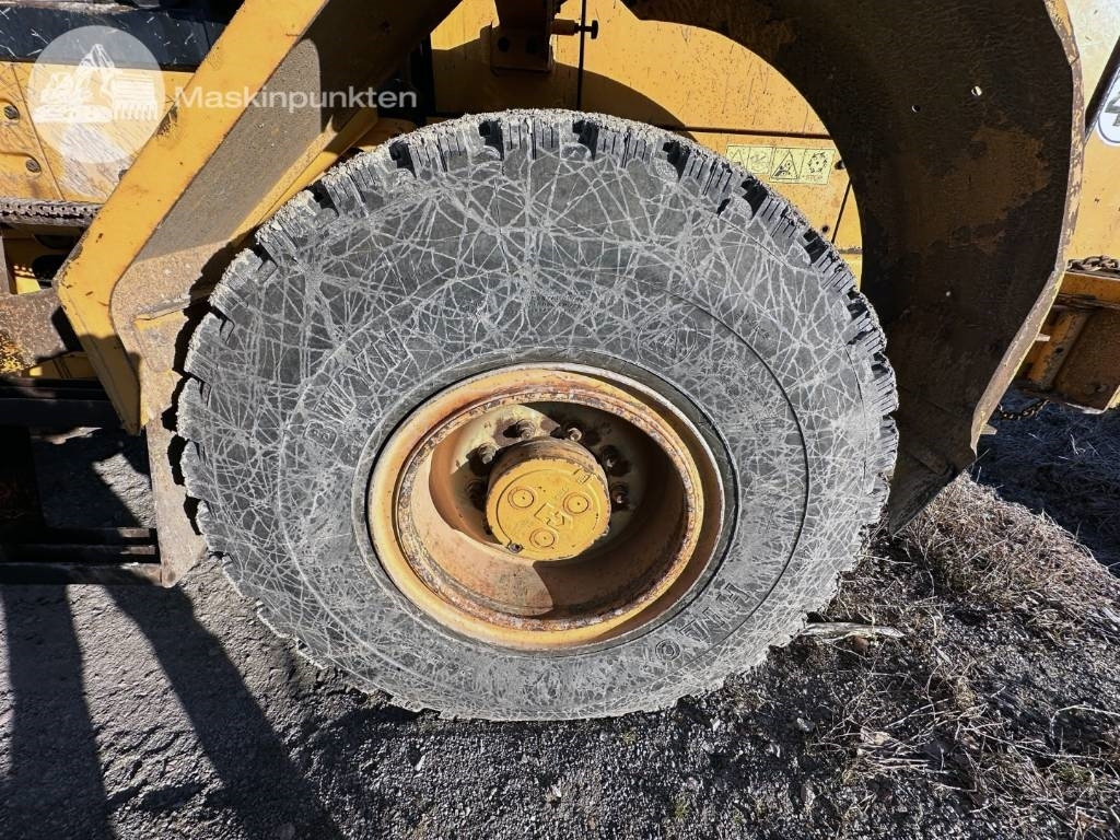 Chargeuse sur pneus Hyundai HL 730 TM-7