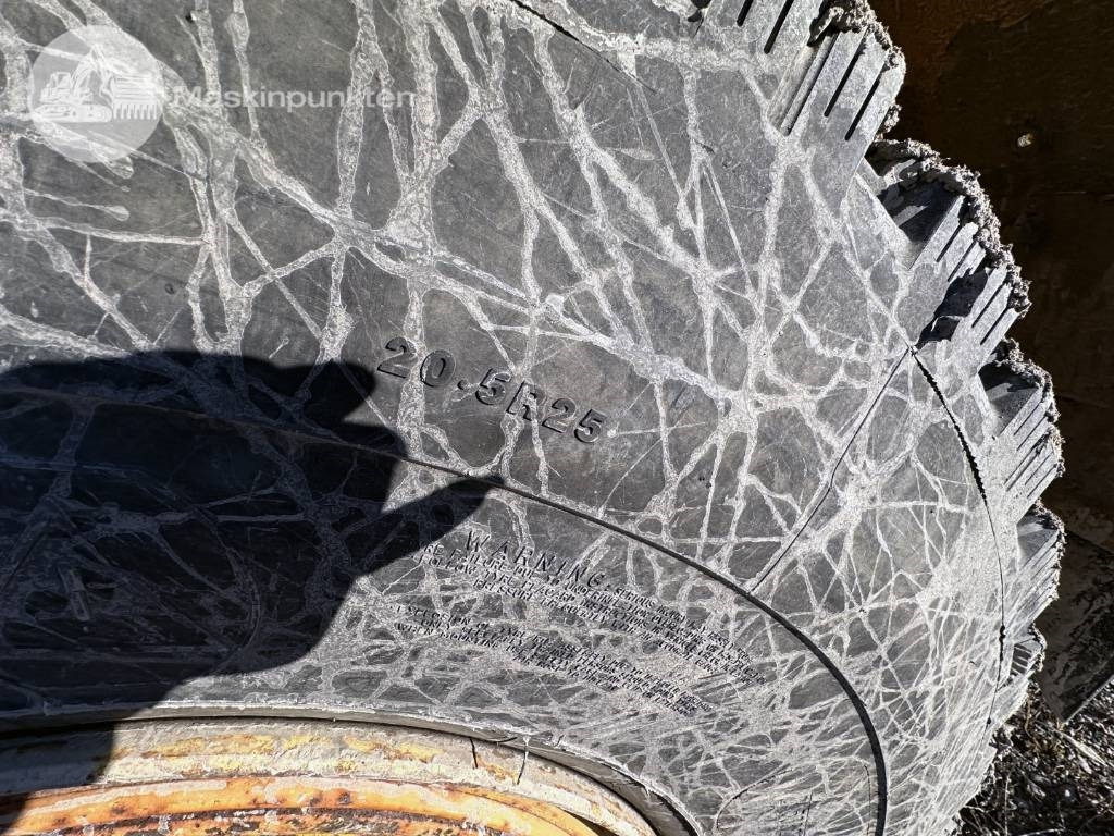 Chargeuse sur pneus Hyundai HL 730 TM-7