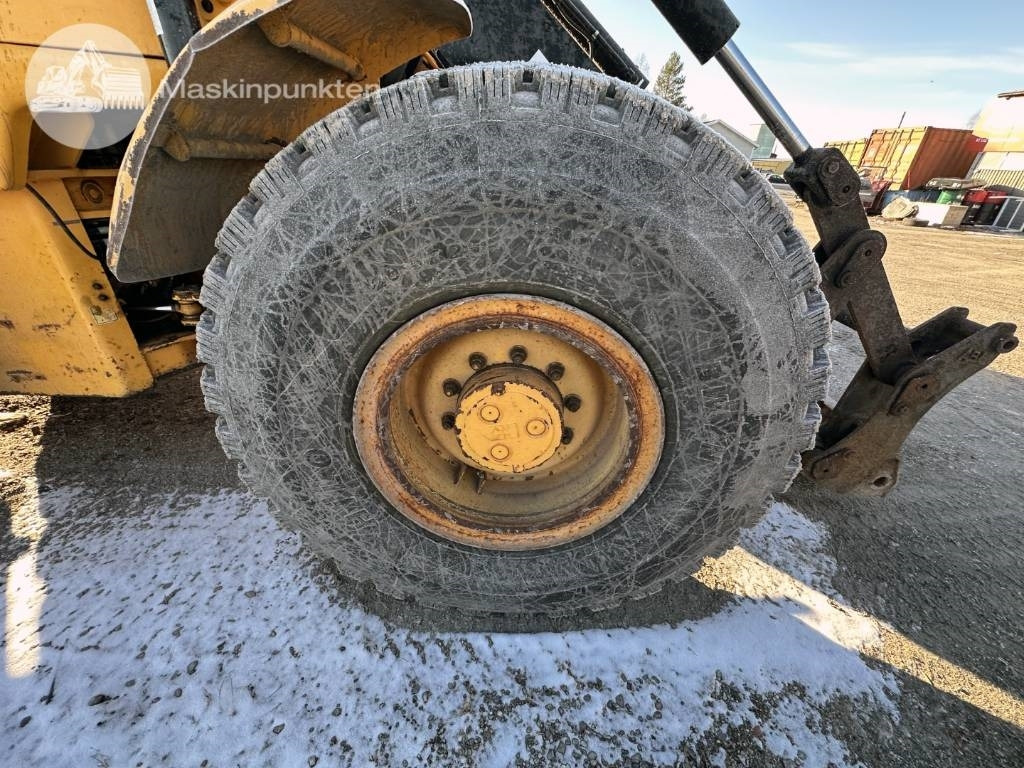 Chargeuse sur pneus Hyundai HL 730 TM-7