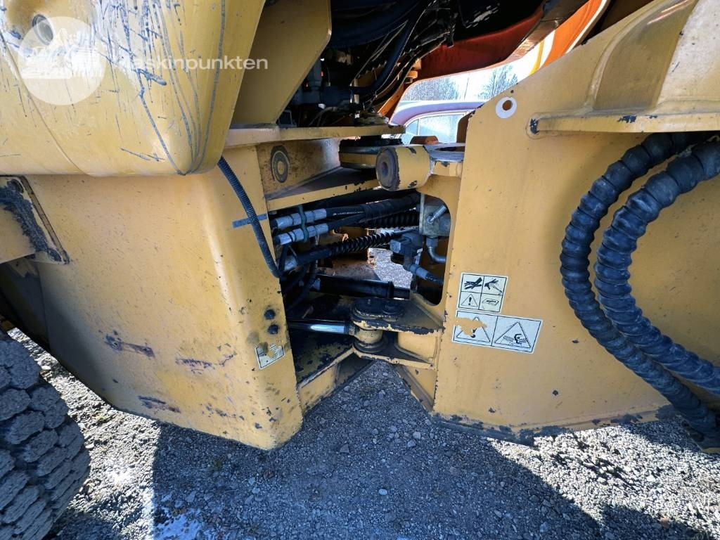 Chargeuse sur pneus Hyundai HL 730 TM-7