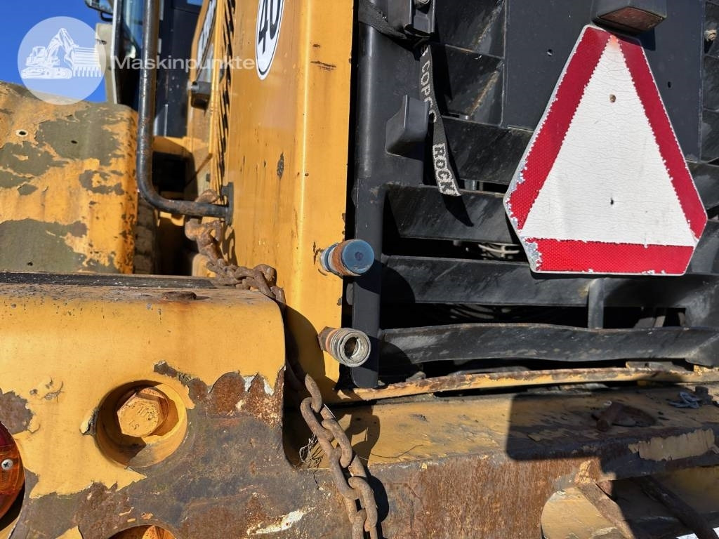 Chargeuse sur pneus Hyundai HL 730 TM-7