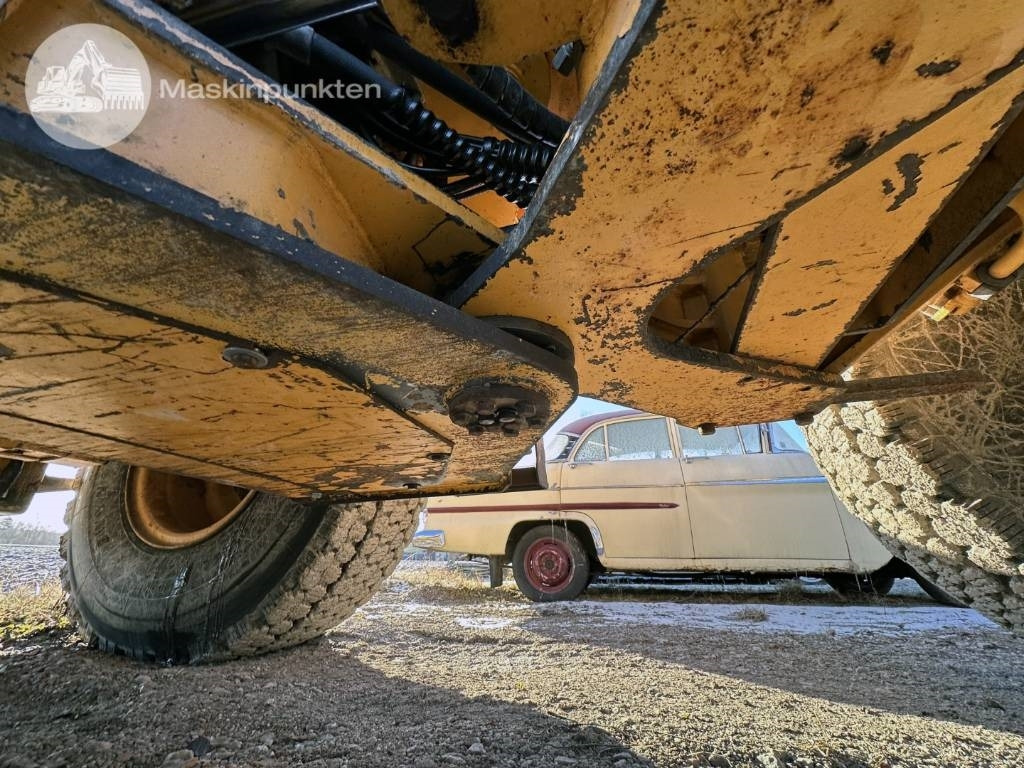 Chargeuse sur pneus Hyundai HL 730 TM-7