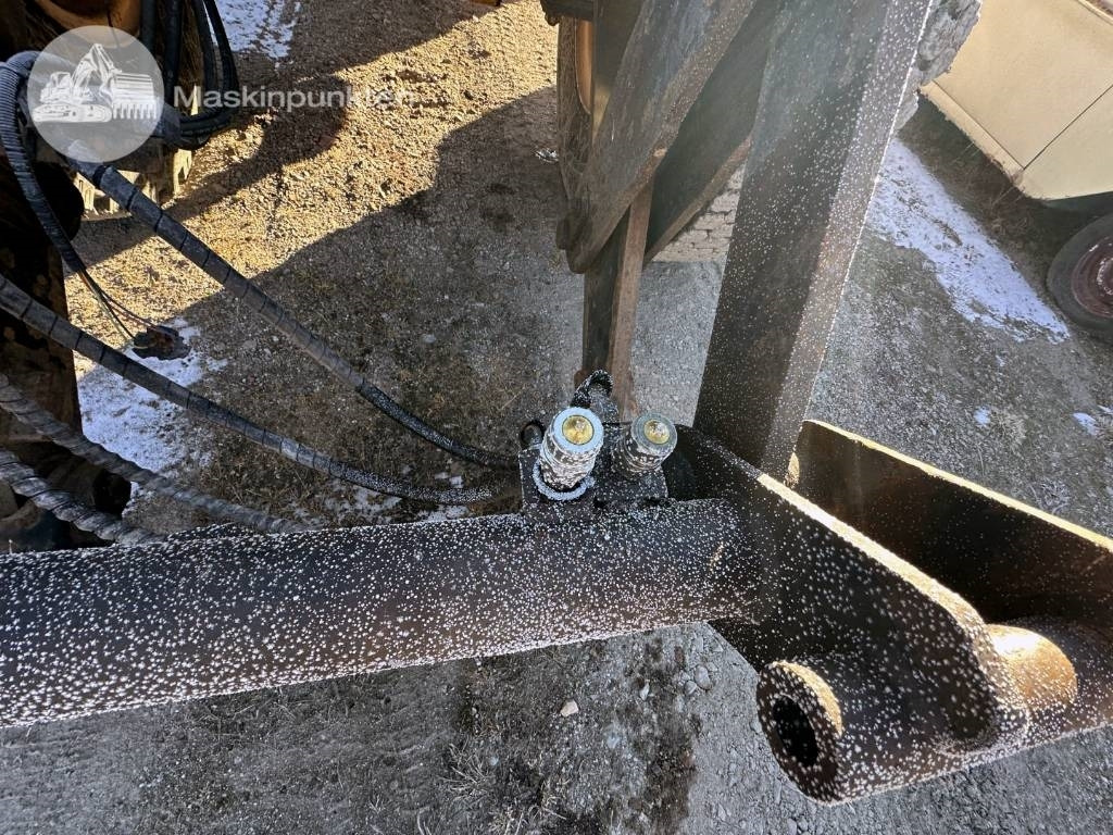 Chargeuse sur pneus Hyundai HL 730 TM-7