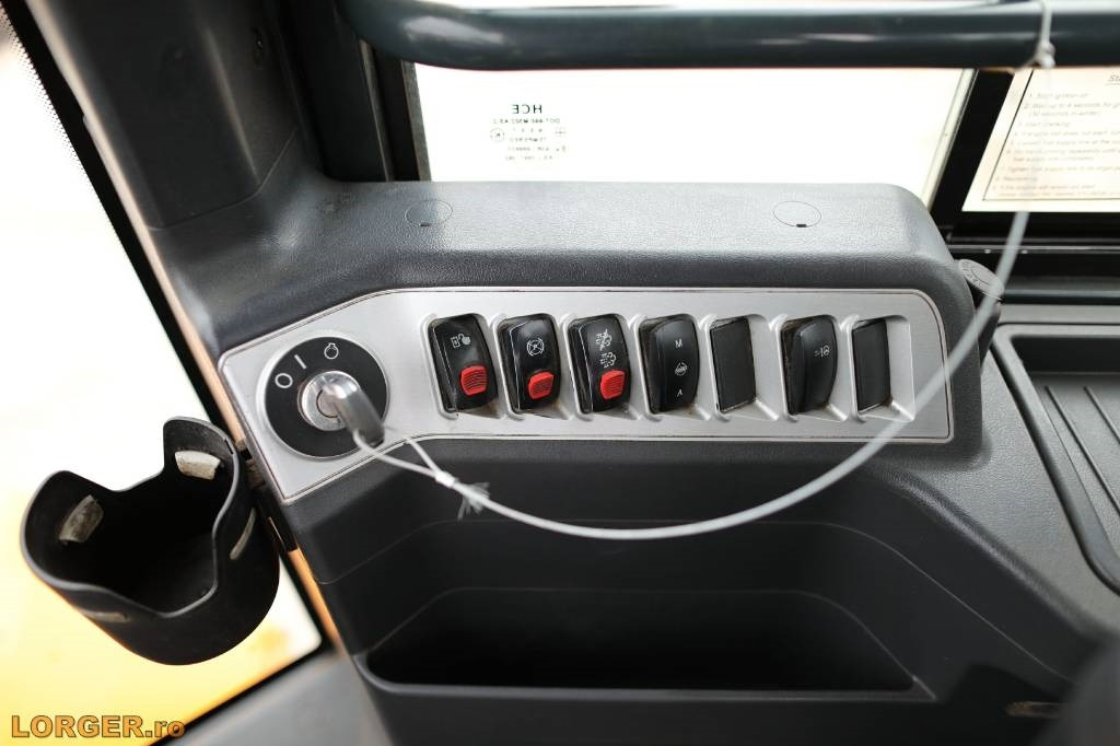 Chargeuse sur pneus Hyundai HL 955 A