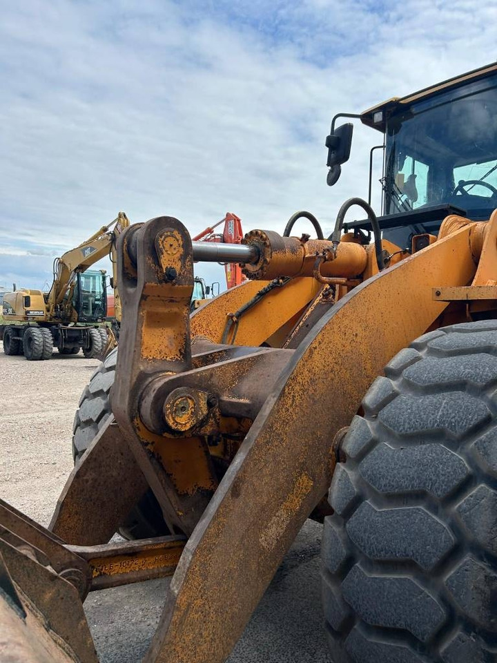 Chargeuse sur pneus Hyundai HL 970