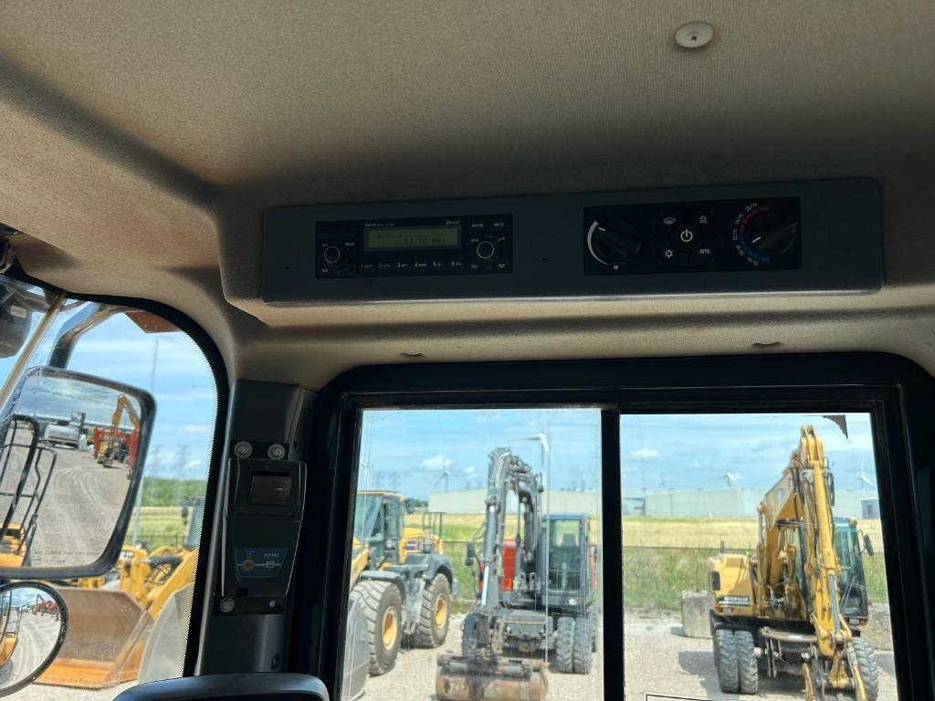 Chargeuse sur pneus Hyundai HL 970