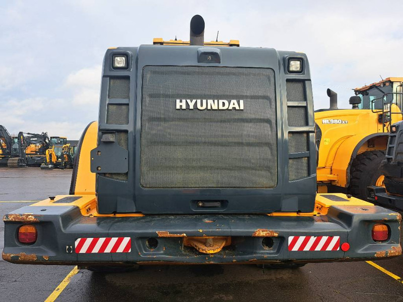Chargeuse sur pneus Hyundai HL 980
