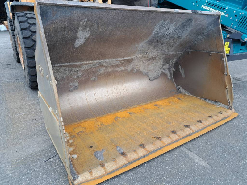 Chargeuse sur pneus Hyundai HL 980