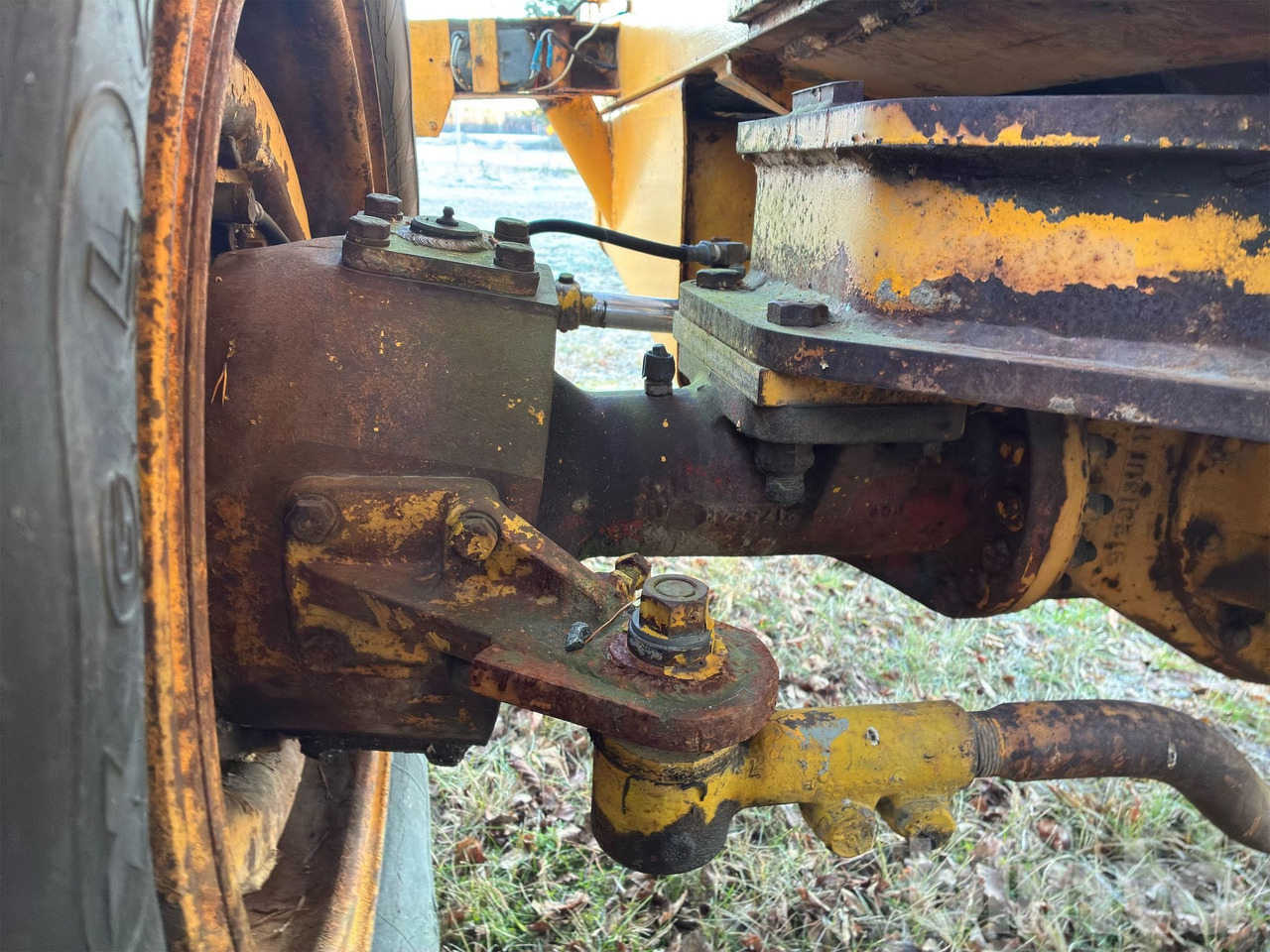 Chargeuse sur pneus IH intarnational 30 Huff