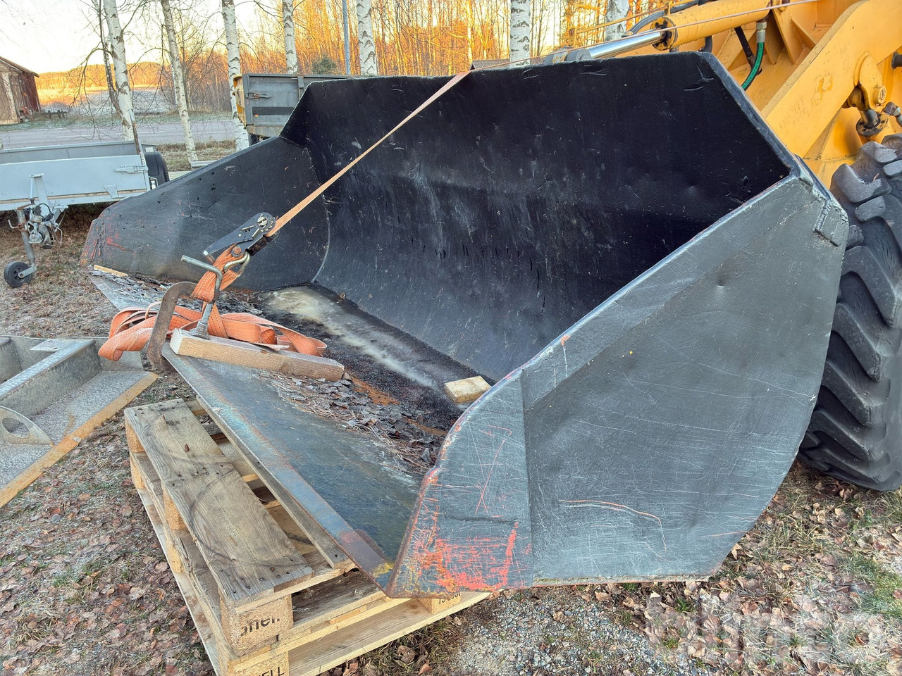 Chargeuse sur pneus IH intarnational 30 Huff