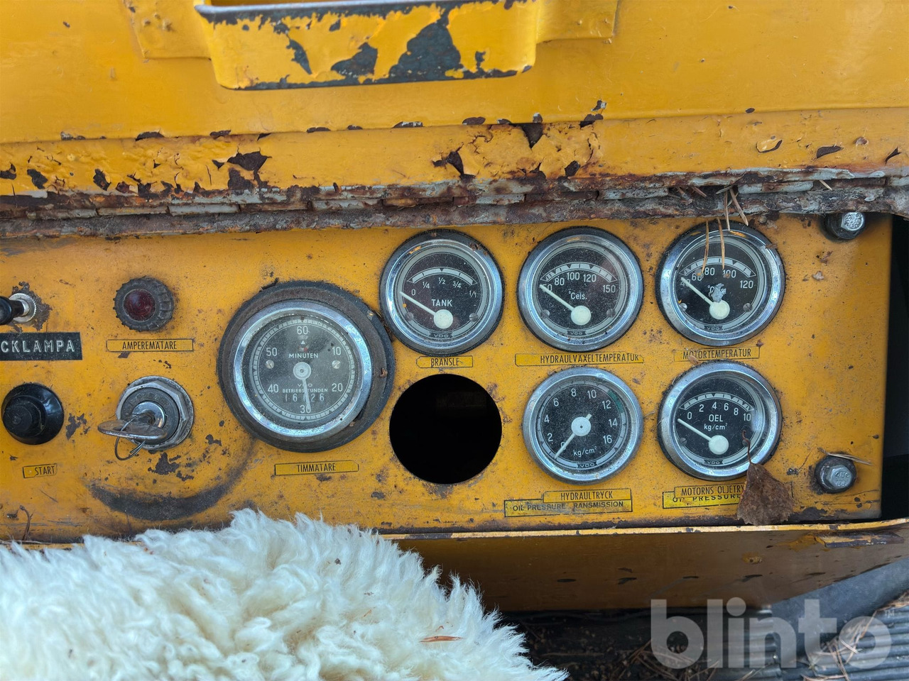 Chargeuse sur pneus IH intarnational 30 Huff