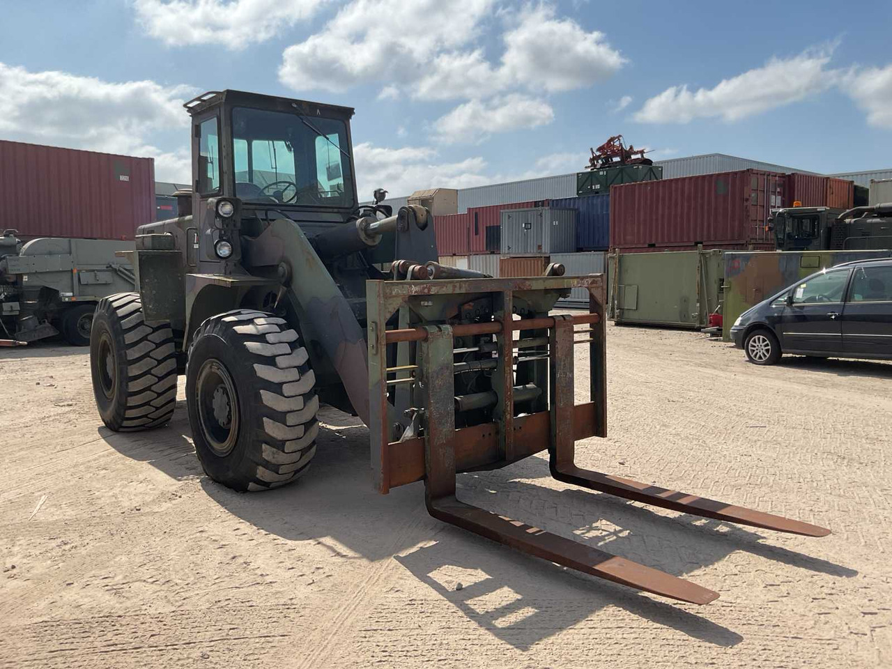 Chargeuse sur pneus International M10A